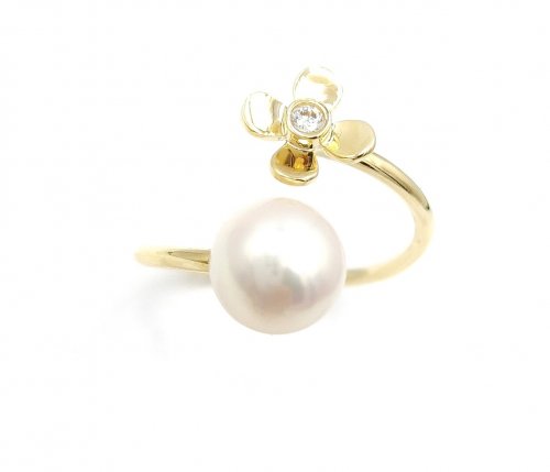 GOLDEN RING 14CT WITH PEARL AND ZIRCON
