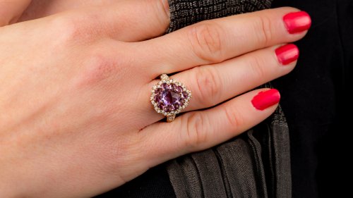 ROSE GOLD RING 18CT WITH WHITE DIAMONDS 0.64ct AND AMETHYSTS